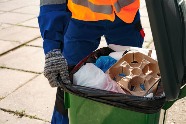 Best Furniture Removal  in Bessemer, MI